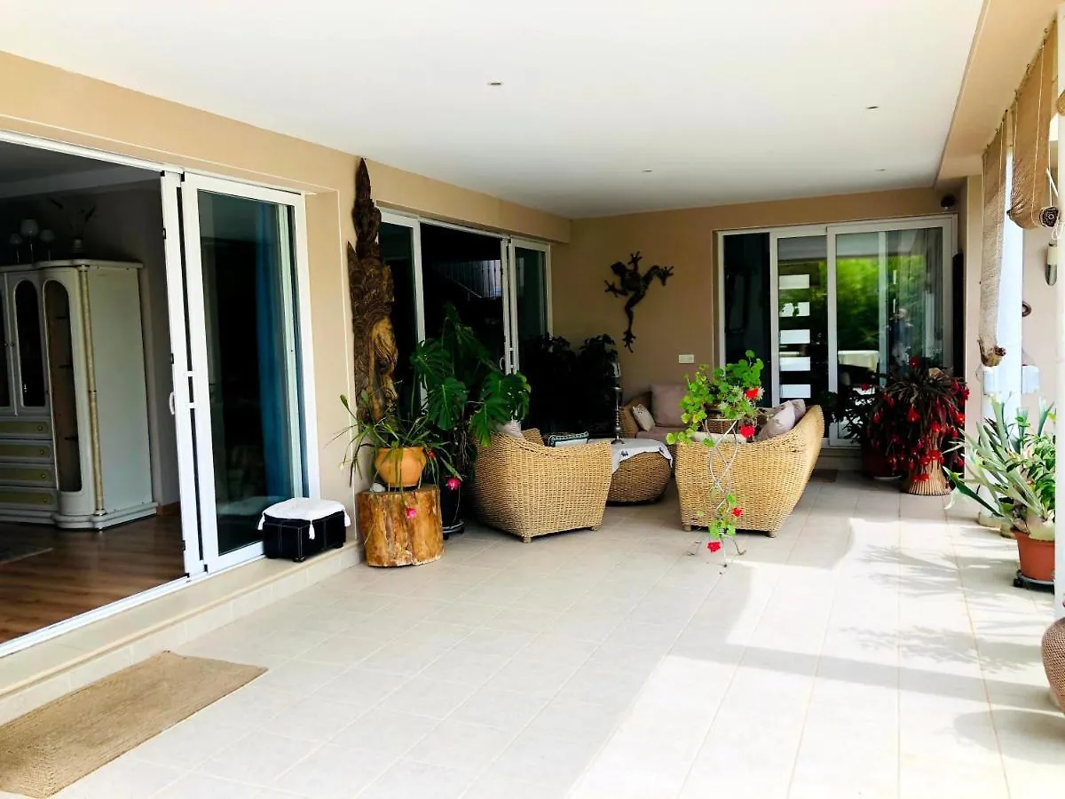 Sunandbed Villa Sargantana Salou