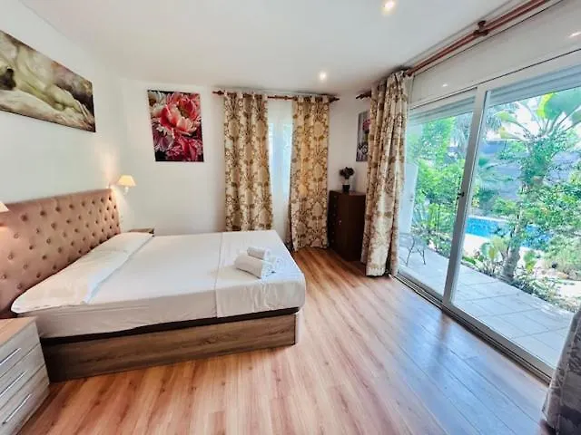 Sunandbed Villa Sargantana Salou