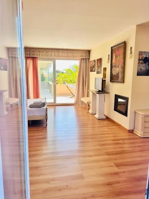 Sunandbed Villa Sargantana Salou
