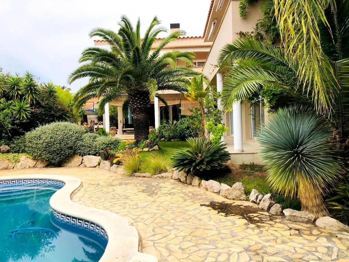 Sunandbed Villa Sargantana Salou