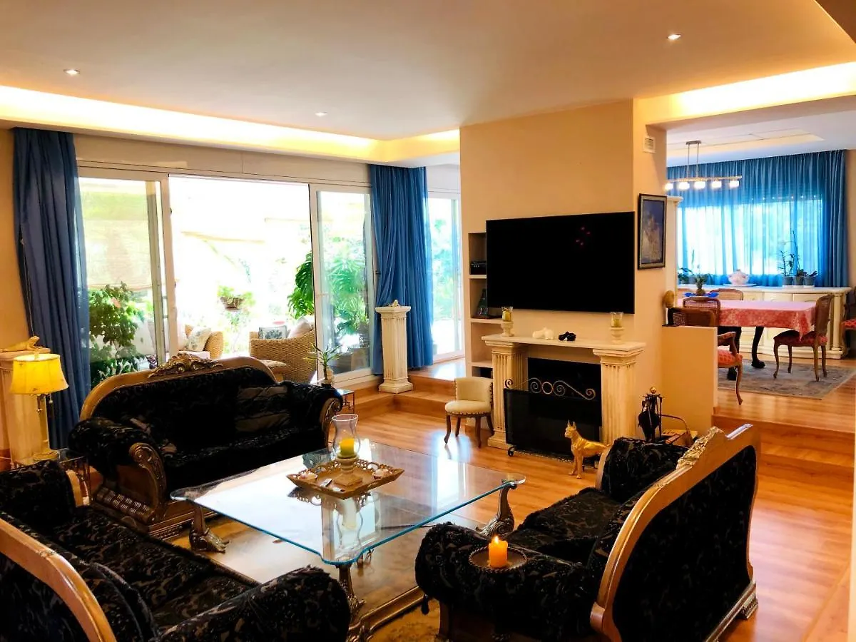 Sunandbed Villa Sargantana Salou